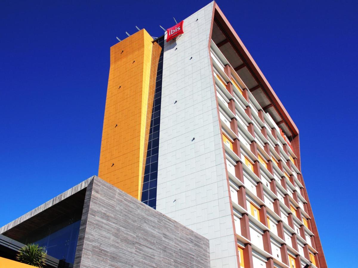 Hotel Ibis Padang Exterior foto