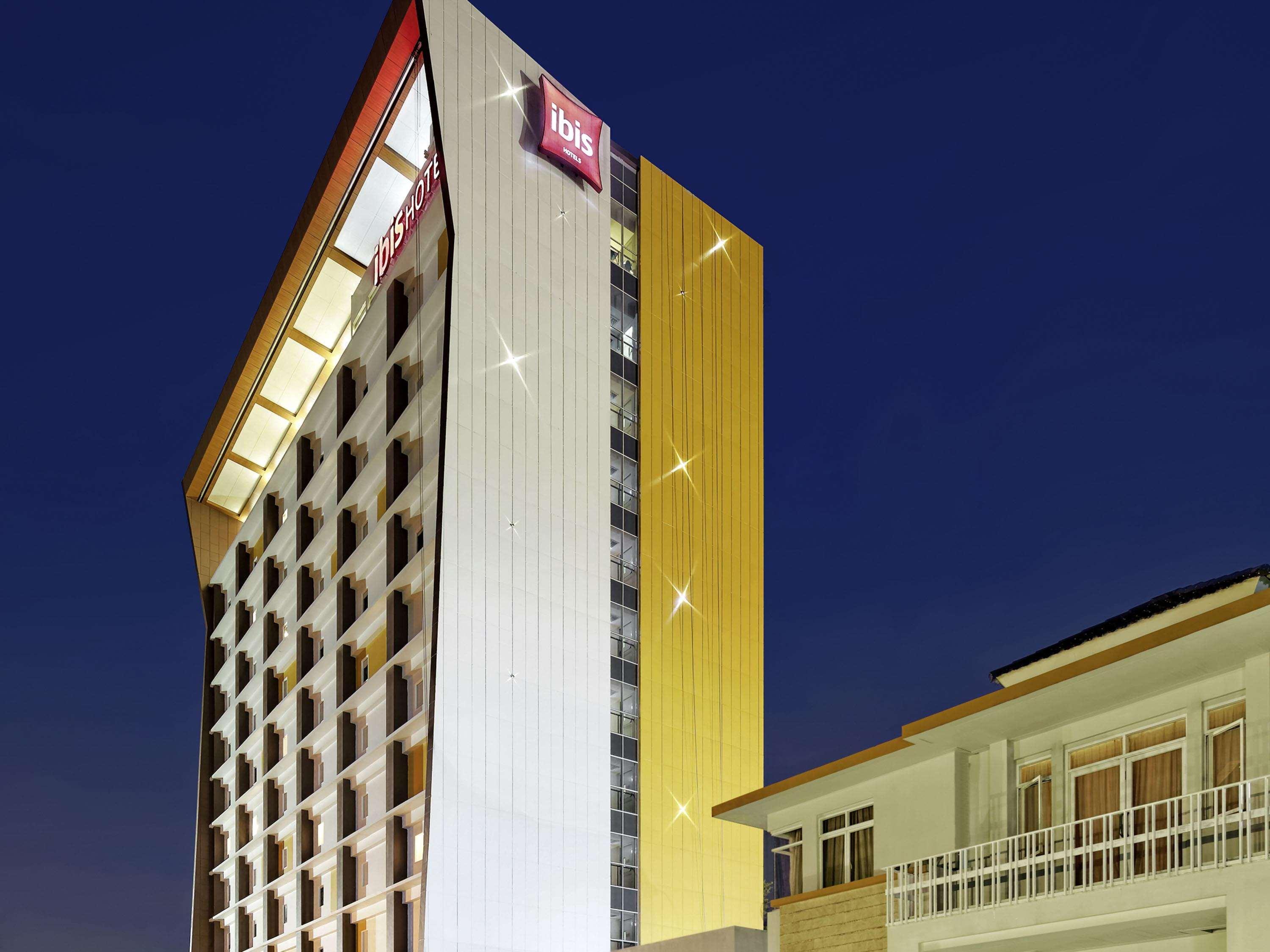 Hotel Ibis Padang Exterior foto
