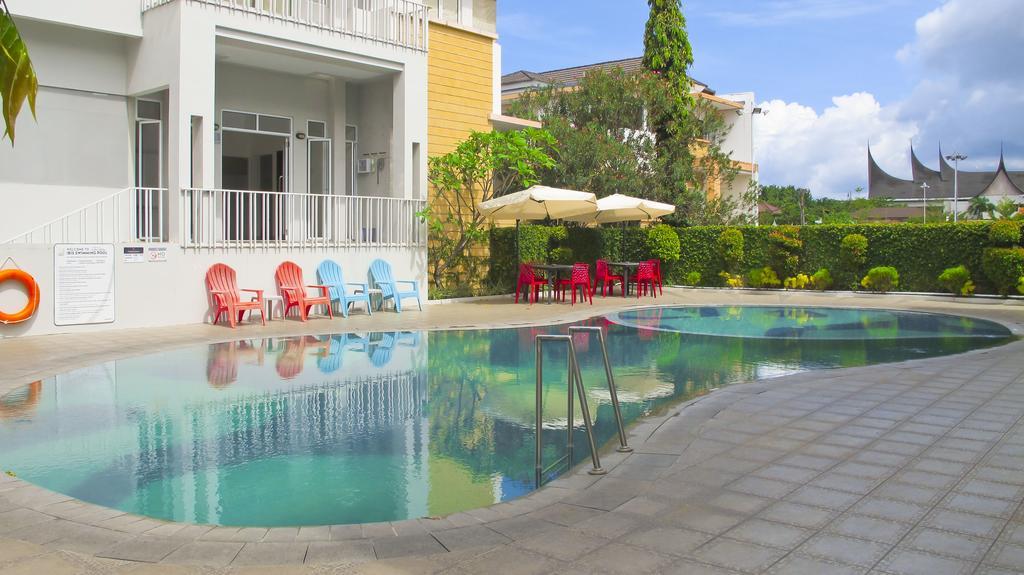Hotel Ibis Padang Exterior foto